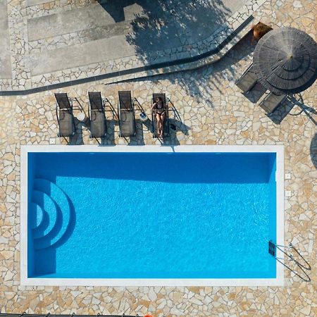 Electra Villa & Pool Studios Гайос Екстериор снимка