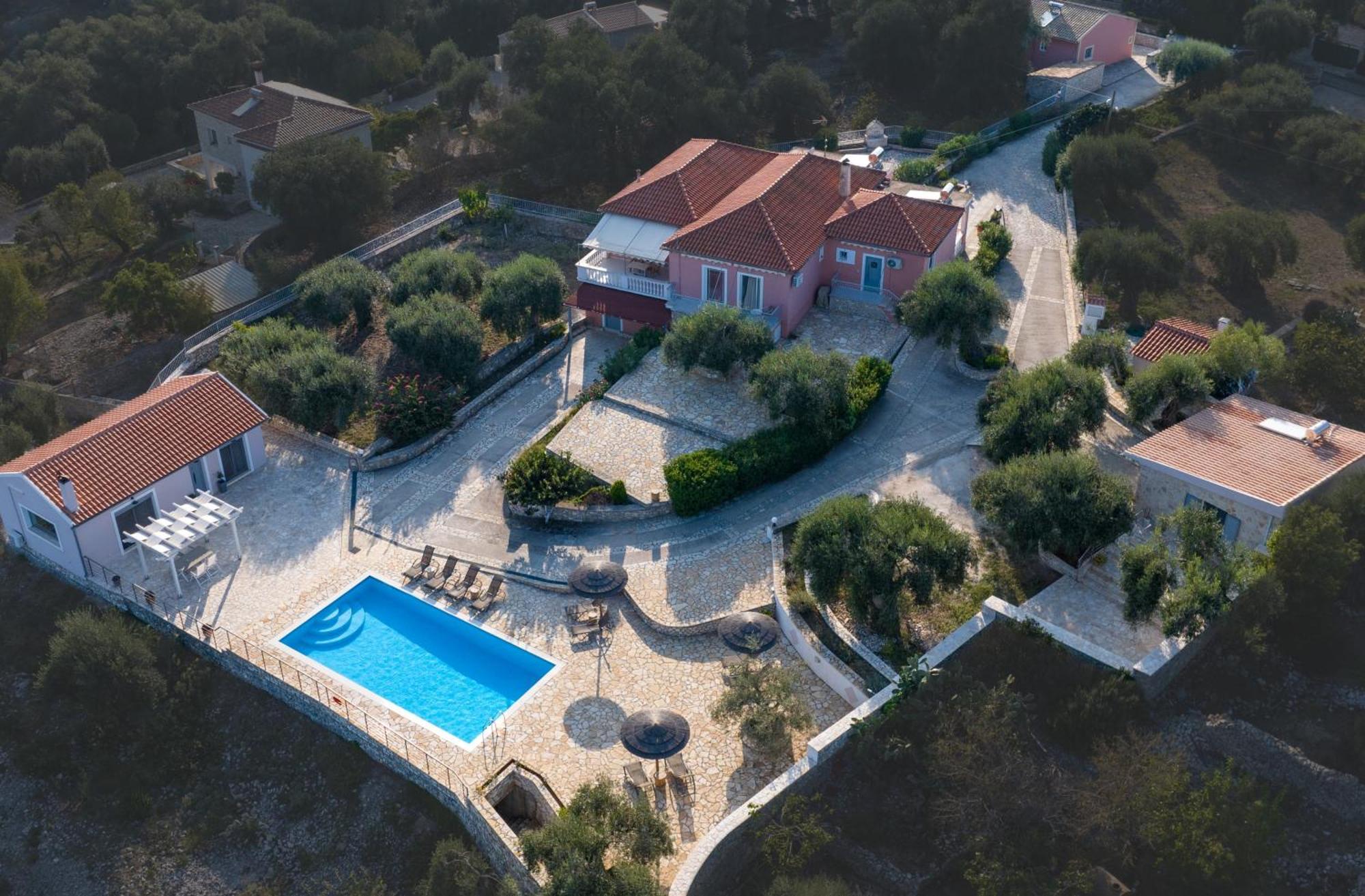 Electra Villa & Pool Studios Гайос Екстериор снимка