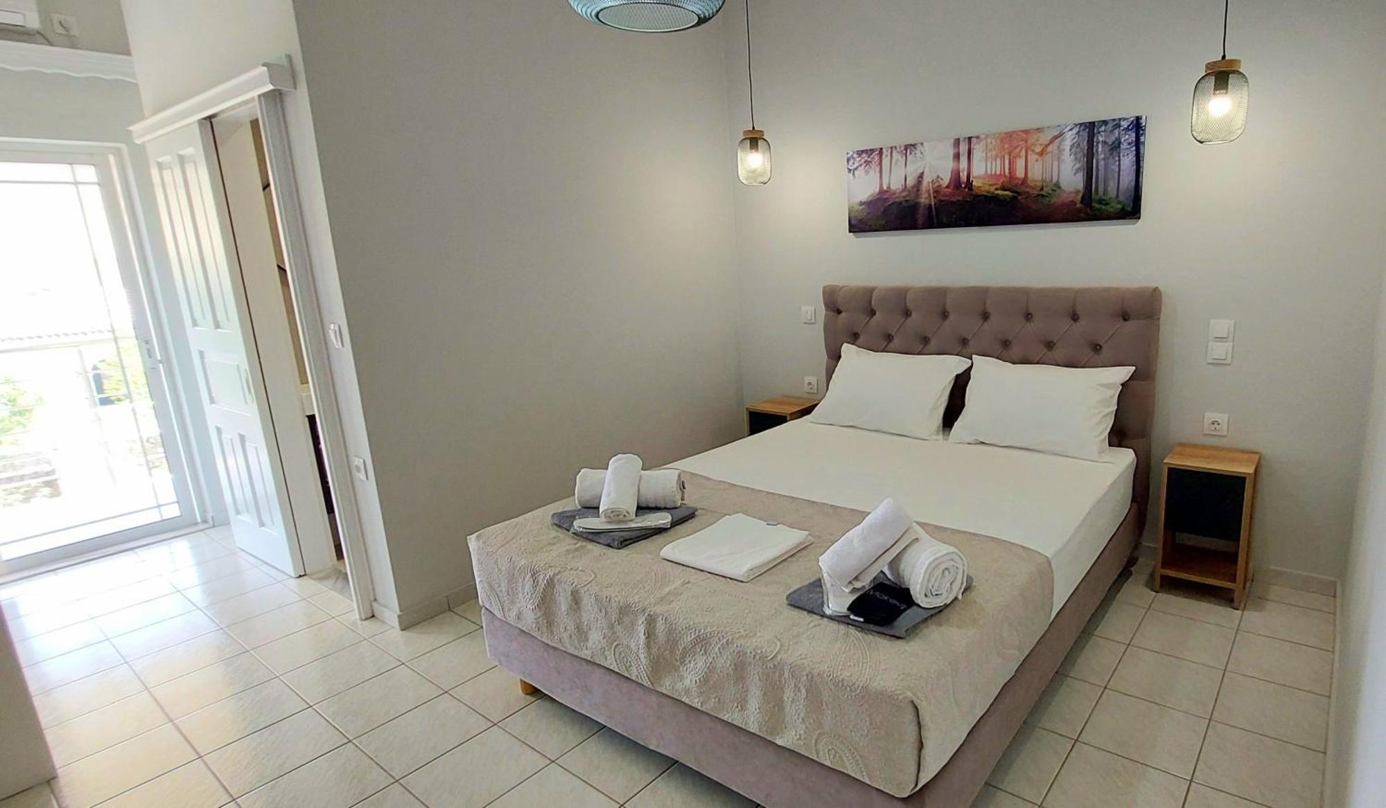 Electra Villa & Pool Studios Гайос Екстериор снимка